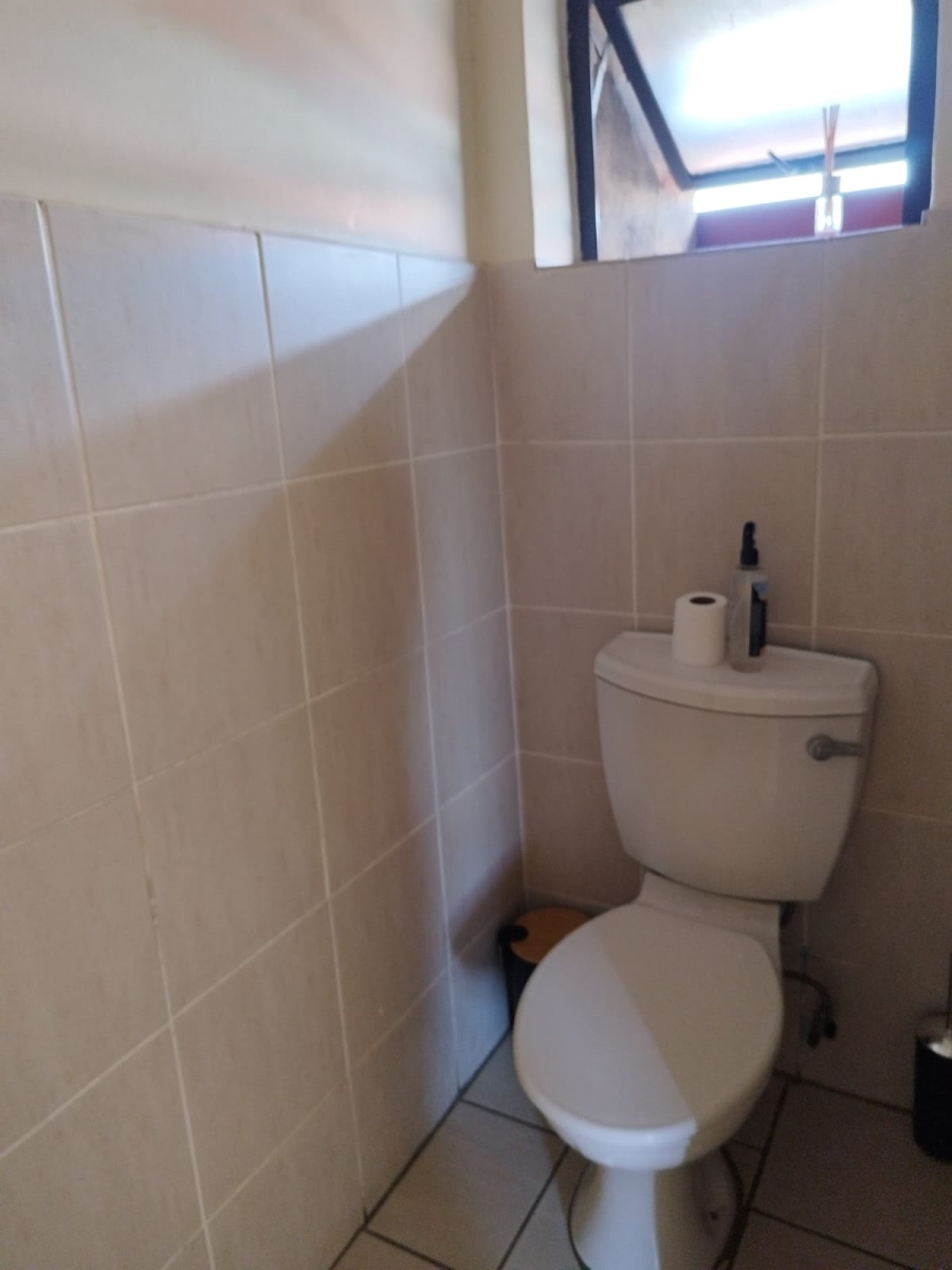 2 Bedroom Property for Sale in Ivydale A H Limpopo