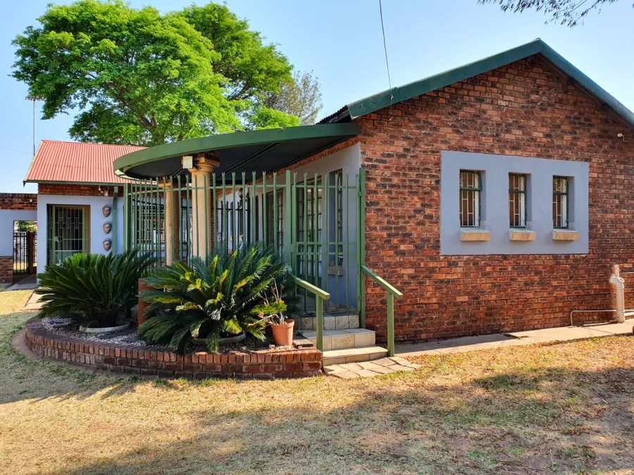 To Let 3 Bedroom Property for Rent in Modimolle Limpopo