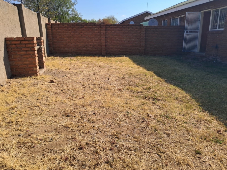 To Let 2 Bedroom Property for Rent in Bendor Limpopo