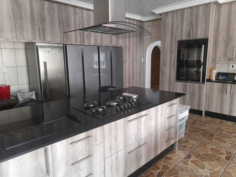 5 Bedroom Property for Sale in Marble Hall Limpopo