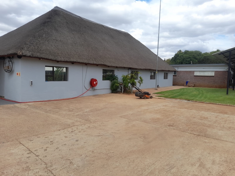 5 Bedroom Property for Sale in Marble Hall Limpopo