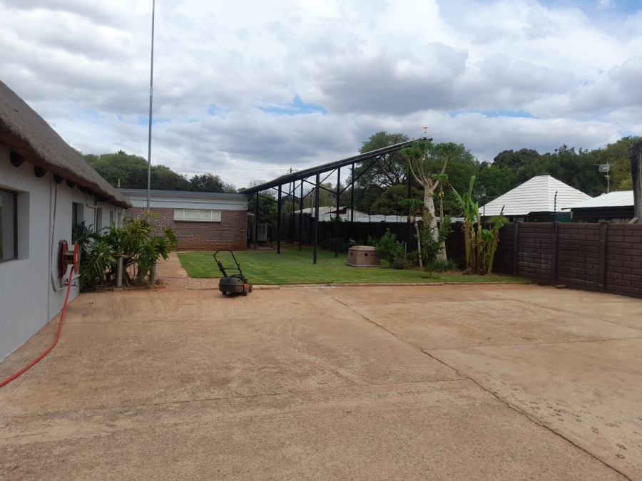 5 Bedroom Property for Sale in Marble Hall Limpopo