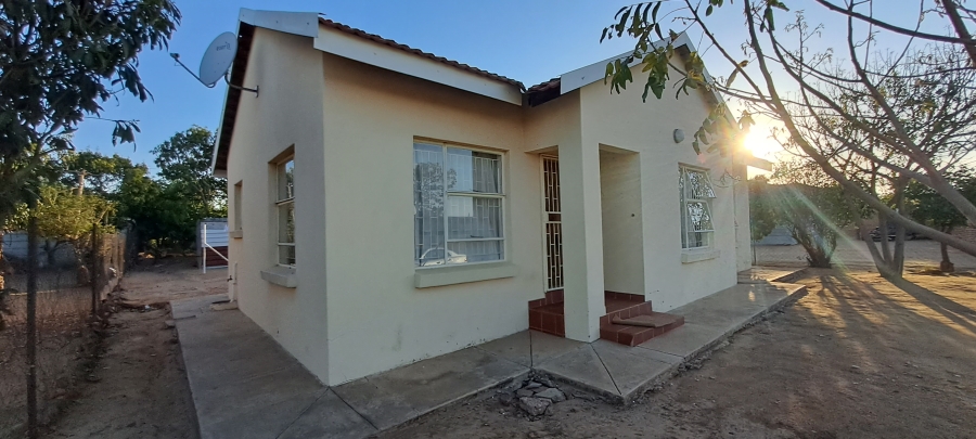 4 Bedroom Property for Sale in Seshego H Limpopo