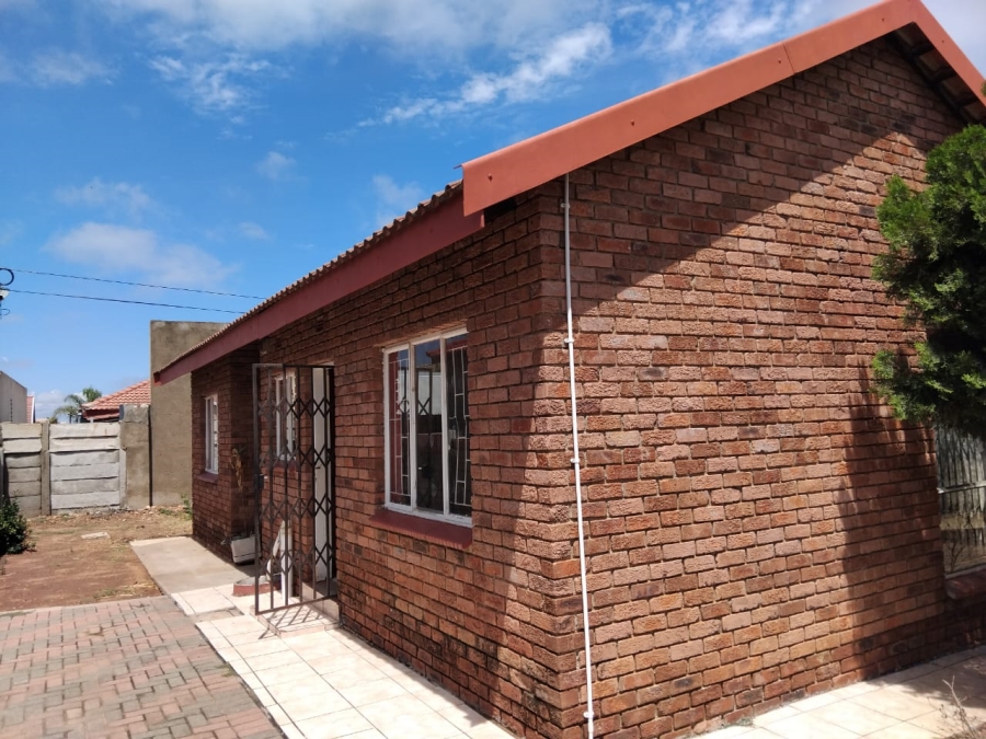 3 Bedroom Property for Sale in Bendor Limpopo