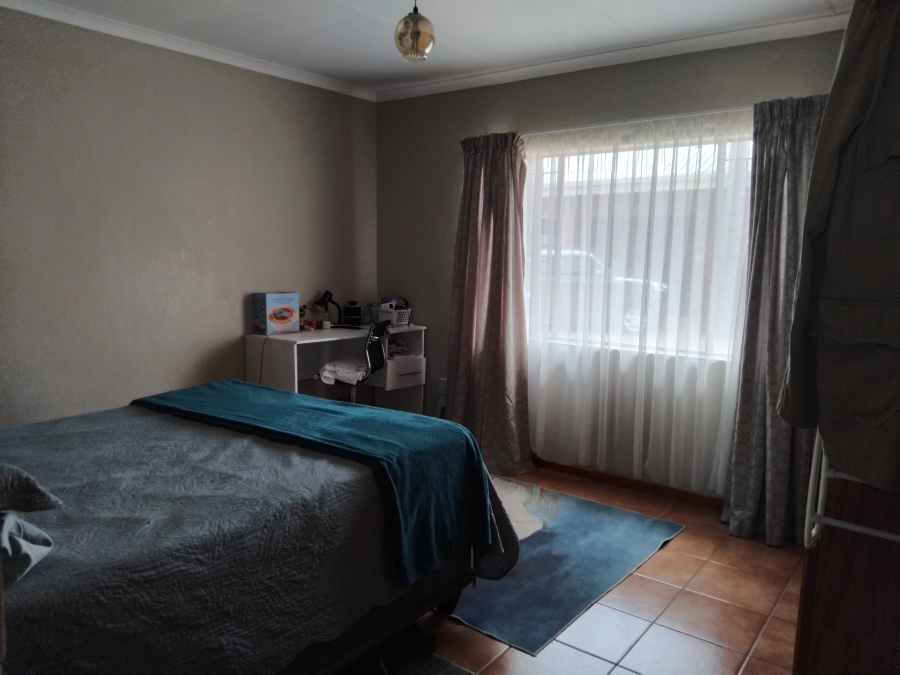 2 Bedroom Property for Sale in Fauna Park Limpopo