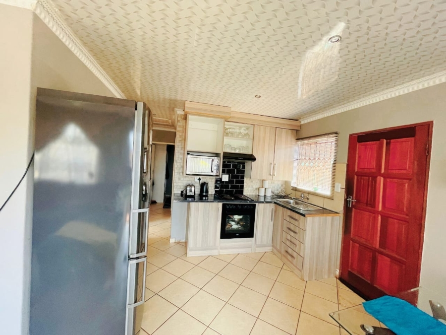 3 Bedroom Property for Sale in Northam Limpopo