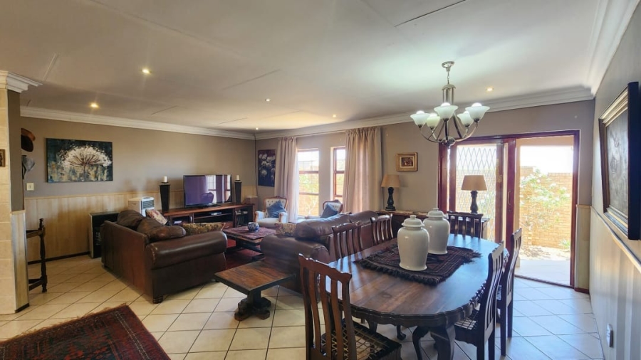 To Let 3 Bedroom Property for Rent in Bendor Limpopo