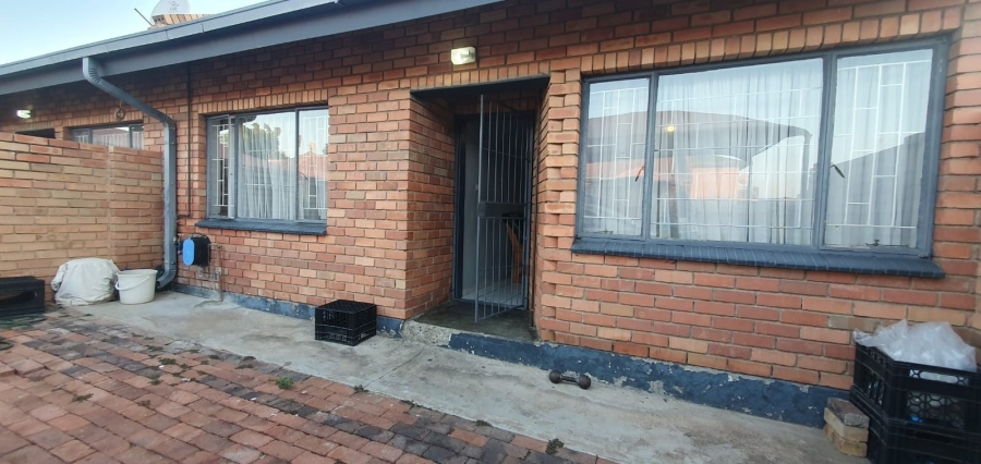 2 Bedroom Property for Sale in Annadale Limpopo