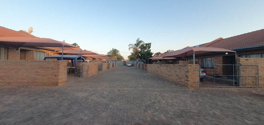 2 Bedroom Property for Sale in Annadale Limpopo