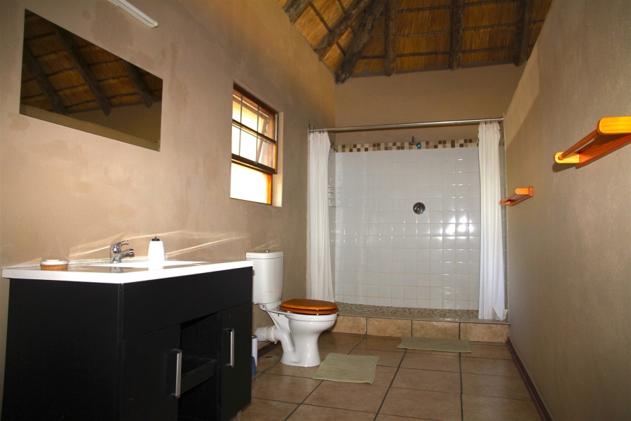 8 Bedroom Property for Sale in Ndlovumzi Limpopo