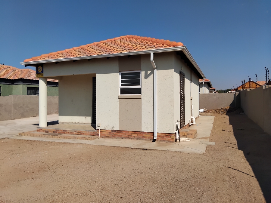 2 Bedroom Property for Sale in Southern Gateway Limpopo