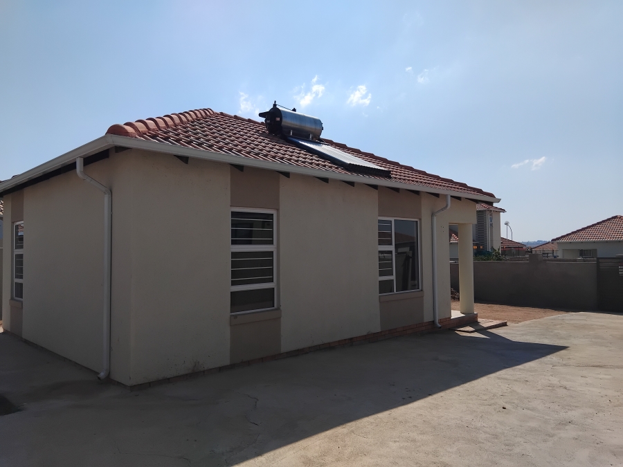 2 Bedroom Property for Sale in Southern Gateway Limpopo