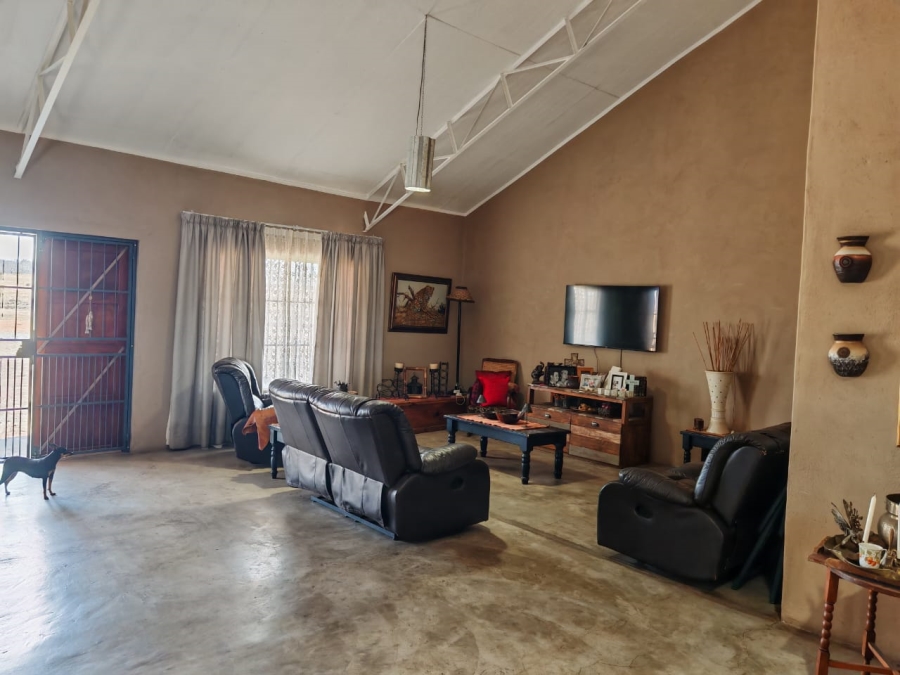 4 Bedroom Property for Sale in Wildebeestfontein A H Limpopo