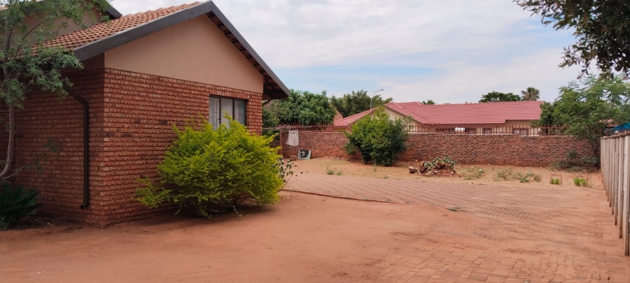 3 Bedroom Property for Sale in Flora Park Limpopo