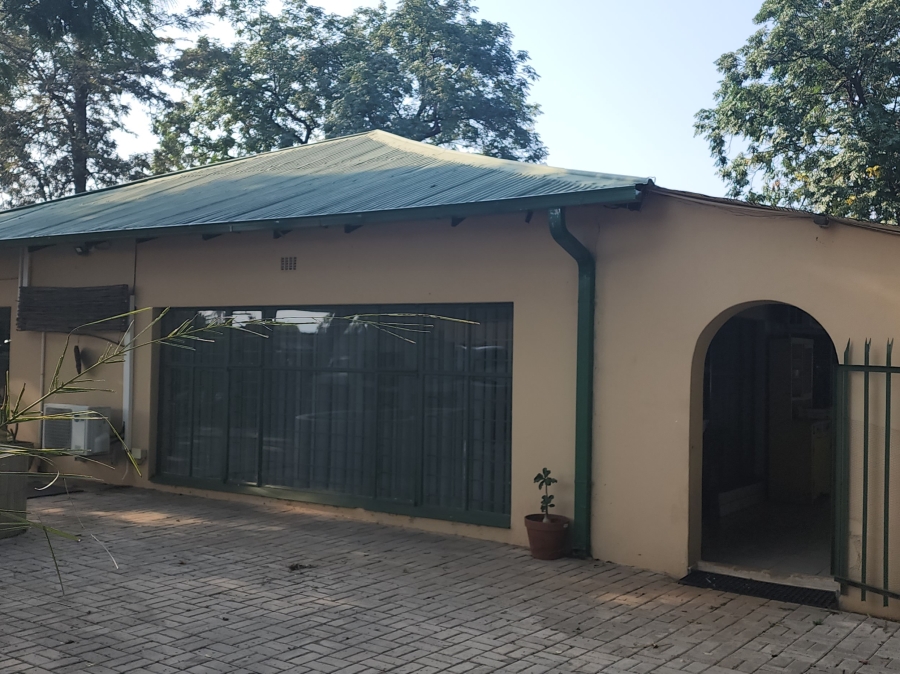 5 Bedroom Property for Sale in Aventura Warmbaths Limpopo