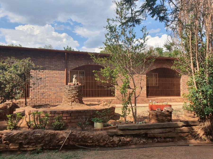 To Let 4 Bedroom Property for Rent in Modimolle Limpopo