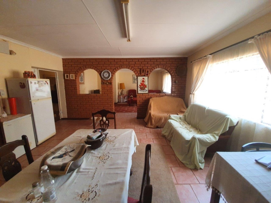 To Let 4 Bedroom Property for Rent in Modimolle Limpopo