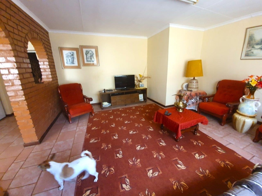 To Let 4 Bedroom Property for Rent in Modimolle Limpopo