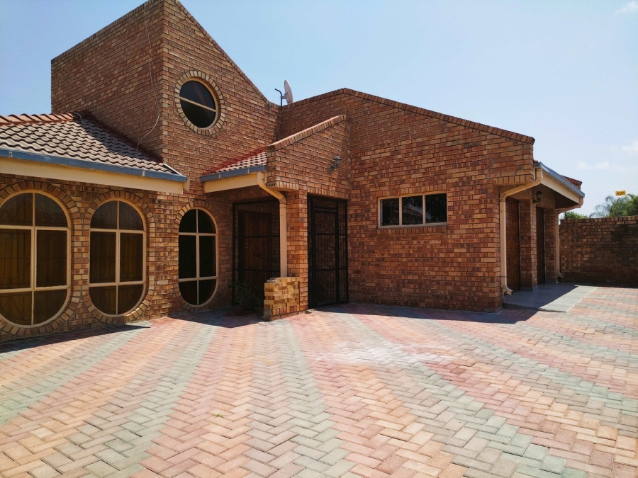 3 Bedroom Property for Sale in Seshego D Limpopo