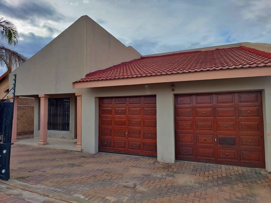 3 Bedroom Property for Sale in African Jewel Limpopo