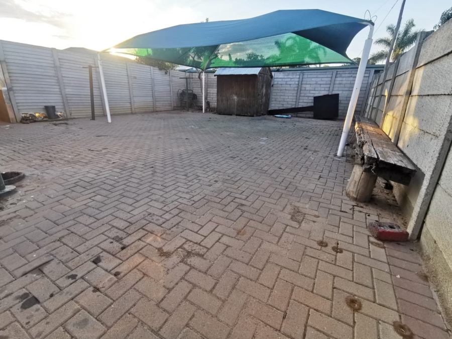 1 Bedroom Property for Sale in Annadale Limpopo