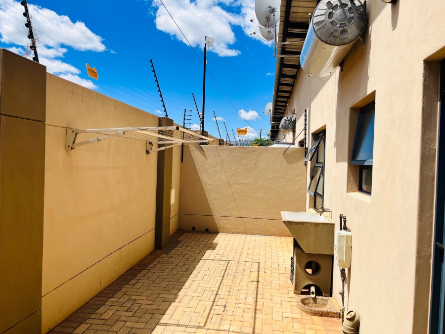 2 Bedroom Property for Sale in Chroompark Limpopo