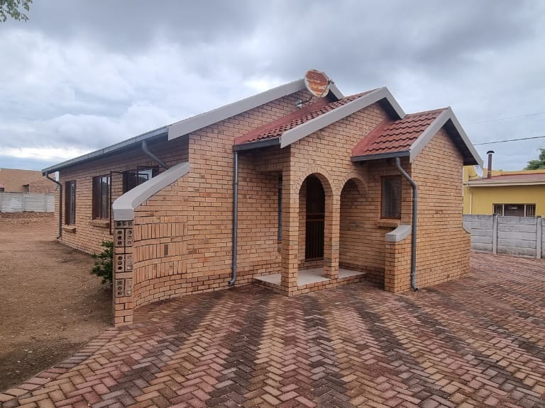 3 Bedroom Property for Sale in Bendor Limpopo