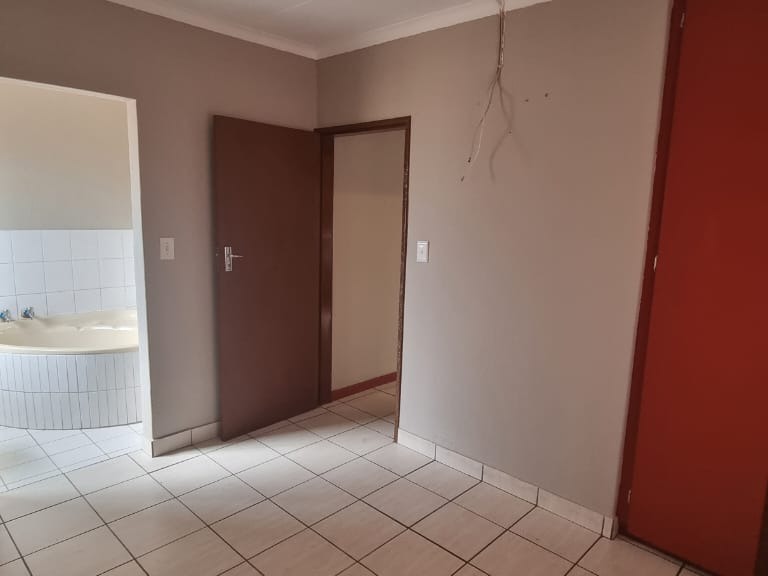 3 Bedroom Property for Sale in Bendor Limpopo