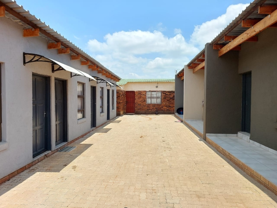 10 Bedroom Property for Sale in Polokwane Ext 40 Limpopo