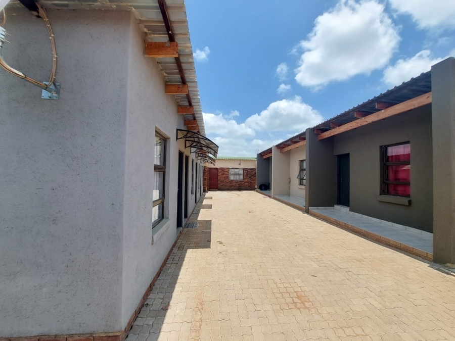 10 Bedroom Property for Sale in Polokwane Ext 40 Limpopo