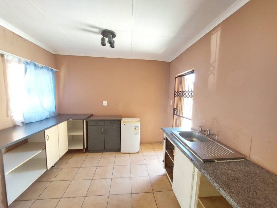 3 Bedroom Property for Sale in Seshego H Limpopo