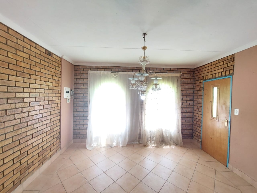 3 Bedroom Property for Sale in Seshego H Limpopo