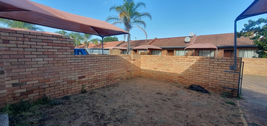 2 Bedroom Property for Sale in Annadale Limpopo