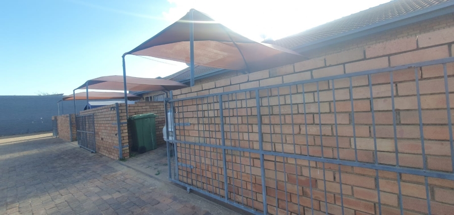 2 Bedroom Property for Sale in Annadale Limpopo