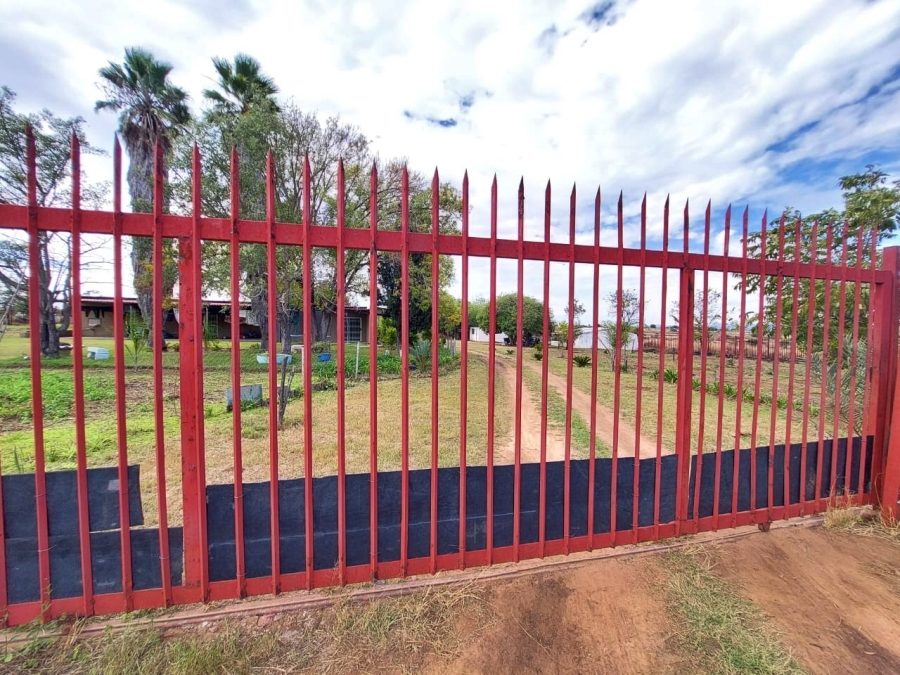 5 Bedroom Property for Sale in Polokwane Rural Limpopo