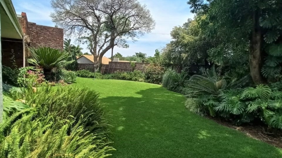 7 Bedroom Property for Sale in Bendor Limpopo