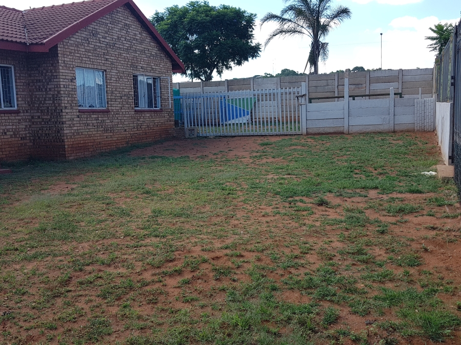 3 Bedroom Property for Sale in Fauna Park Limpopo