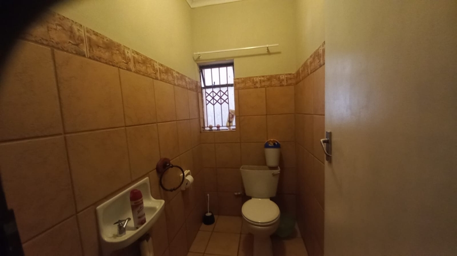 4 Bedroom Property for Sale in Eduan Park Limpopo