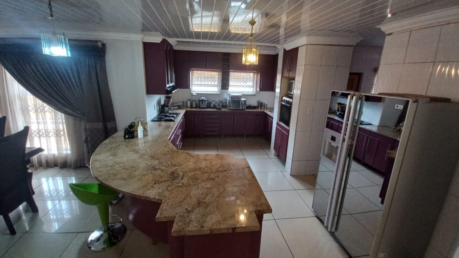 5 Bedroom Property for Sale in Serala View Limpopo