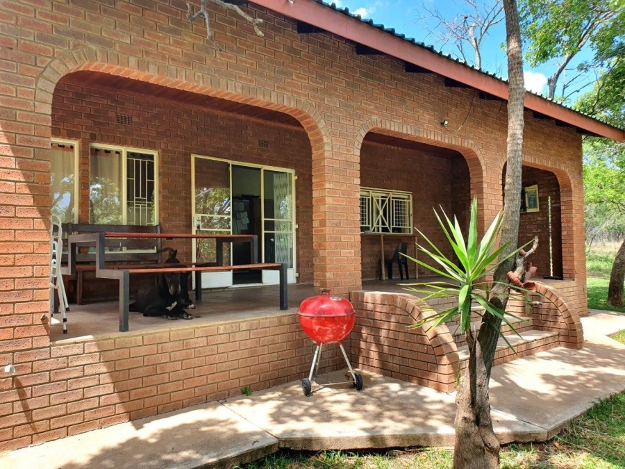 To Let 4 Bedroom Property for Rent in Modimolle Rural Limpopo