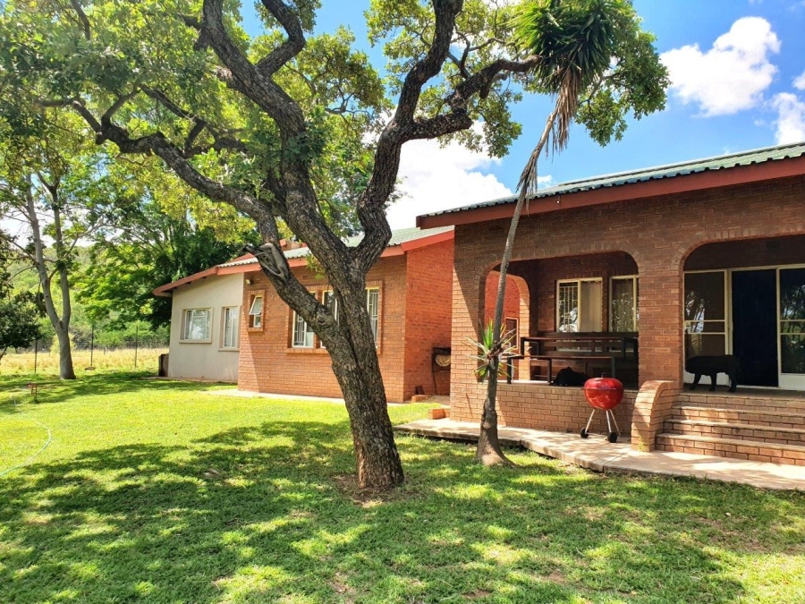 To Let 4 Bedroom Property for Rent in Modimolle Rural Limpopo