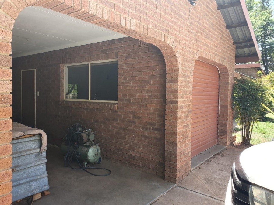 To Let 4 Bedroom Property for Rent in Modimolle Rural Limpopo