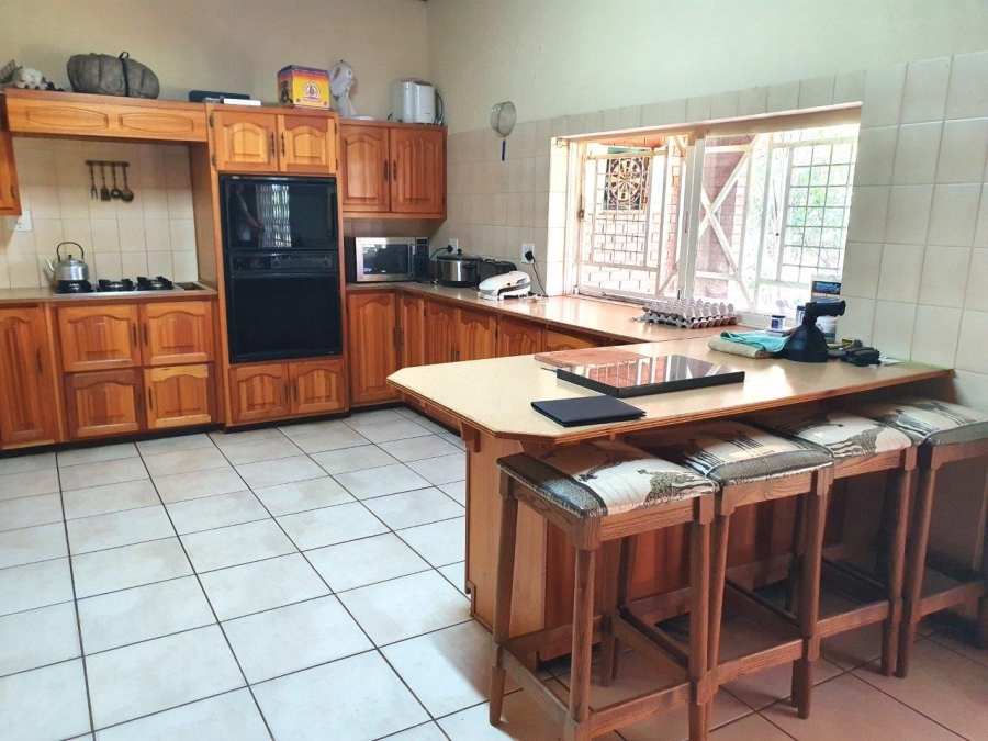 To Let 4 Bedroom Property for Rent in Modimolle Rural Limpopo