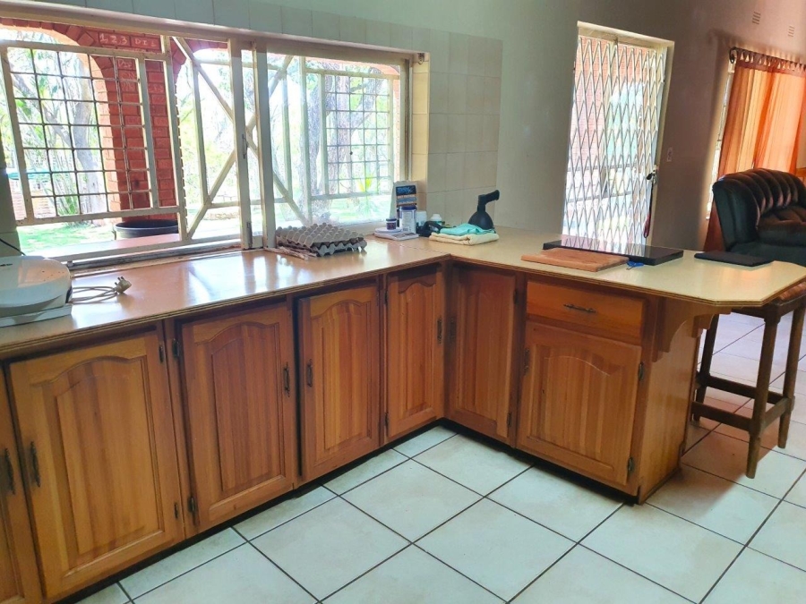 To Let 4 Bedroom Property for Rent in Modimolle Rural Limpopo