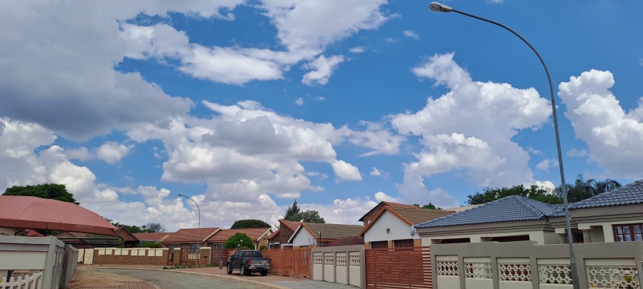 0 Bedroom Property for Sale in Flora Park Limpopo