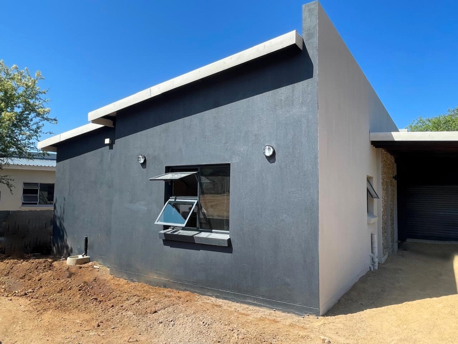 2 Bedroom Property for Sale in Hoedspruit Limpopo