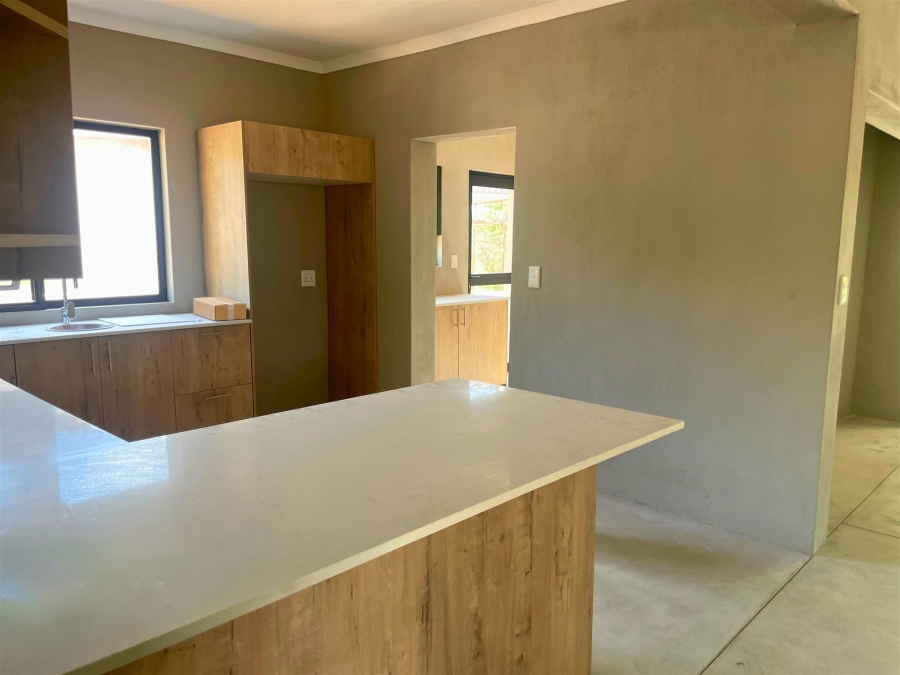 2 Bedroom Property for Sale in Hoedspruit Limpopo