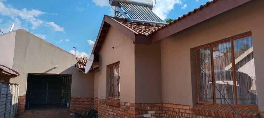 3 Bedroom Property for Sale in Flora Park Limpopo