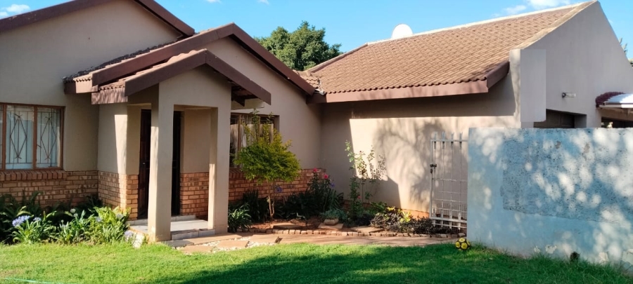 3 Bedroom Property for Sale in Flora Park Limpopo