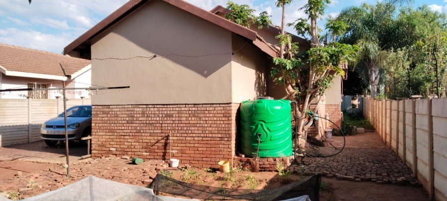 3 Bedroom Property for Sale in Flora Park Limpopo